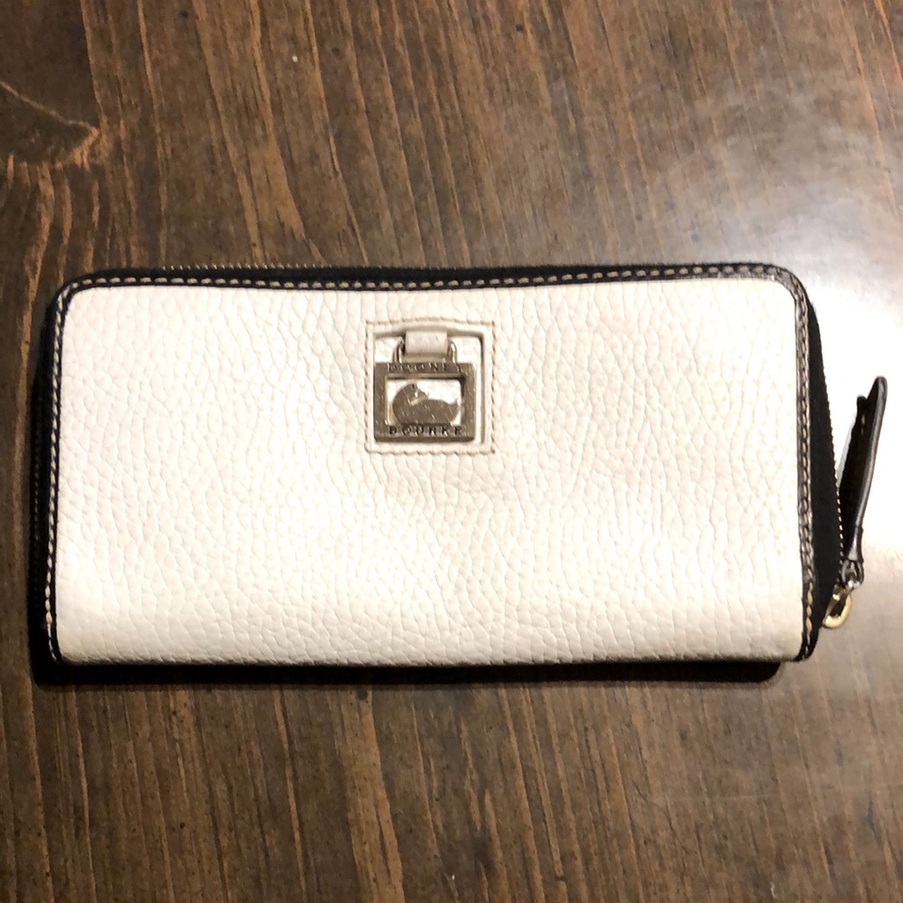 Vintage Dooney & Bourke Wallet